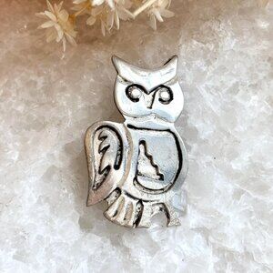 Hand Carved Tiny Owl Southwest Style Pewter Silver Toned Vintage Brooch Pin